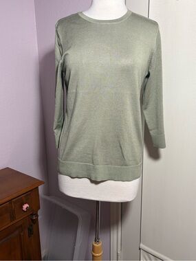 Melissa Paige Tea Green Crewneck Sweater. NWT. SIZE L